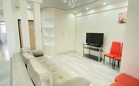 Two Bedroom Large Apartment In Chisinau